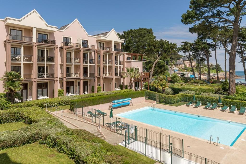 Appartement Plage De Trestraou 45M2 Perros-Guirec Eksteriør bilde